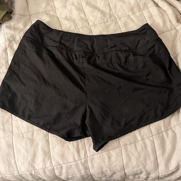 Patagonia black running shorts size large - Picture 2 of 3